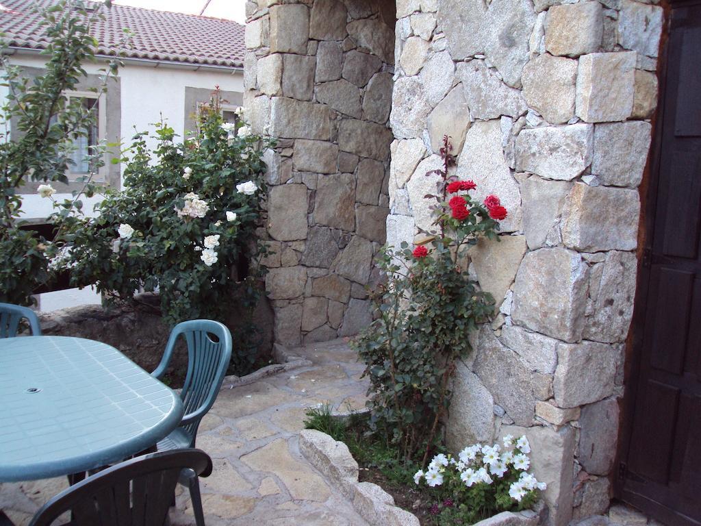 Artesano I Y III Guest House Navarredonda de Gredos Ngoại thất bức ảnh